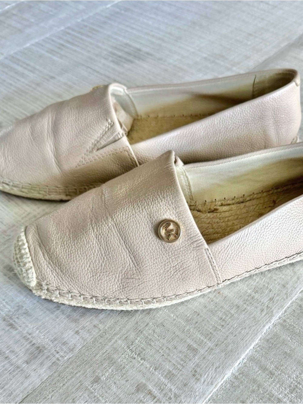 Michael Kors Kendrick Leather Espadrille Loafers Beige Gold Size 8M